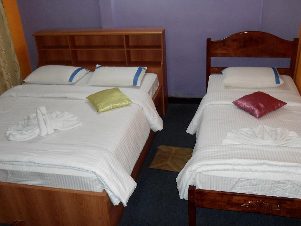 Happy Holiday Guest house