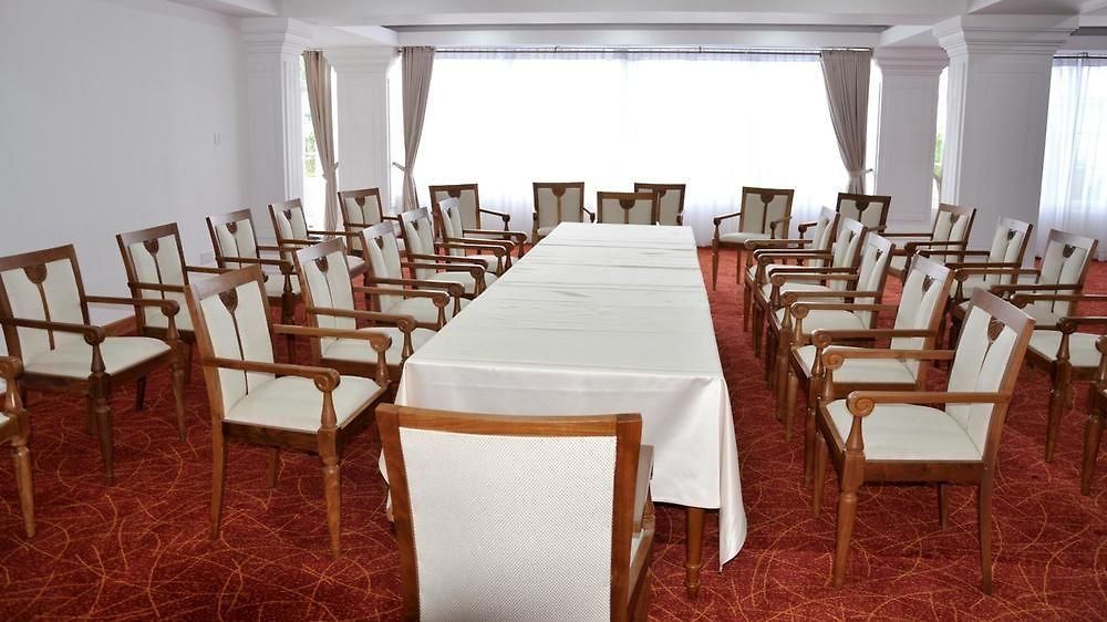 Araliya Hills - Where Historic Charm Mingles With Natural Beauty Hotel 4*