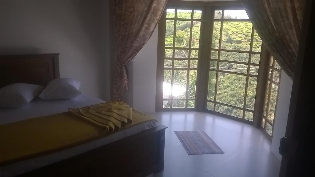 Black Wood Guest house *