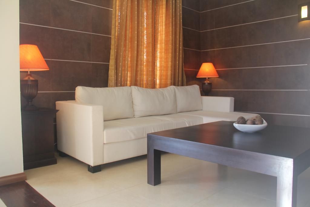 Hotel De Roshe