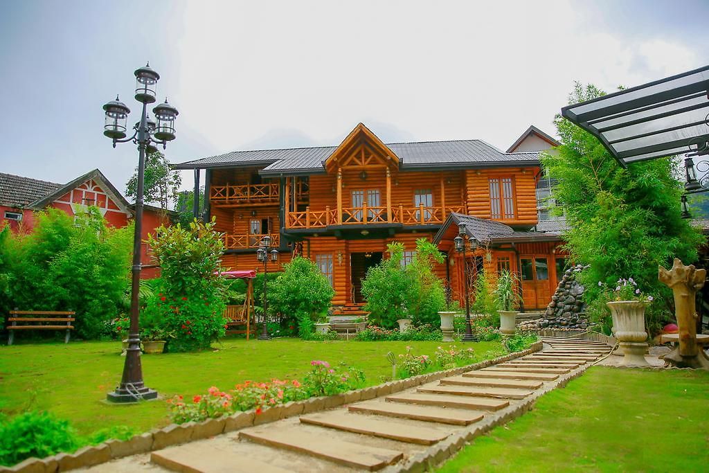 Queenswood Hotel 5*