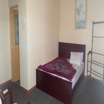 American Star Hotel- Nuwaraeliya