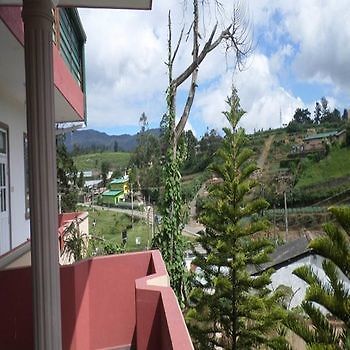 American Star Hotel- Nuwaraeliya Hotel Nuwara Eliya
