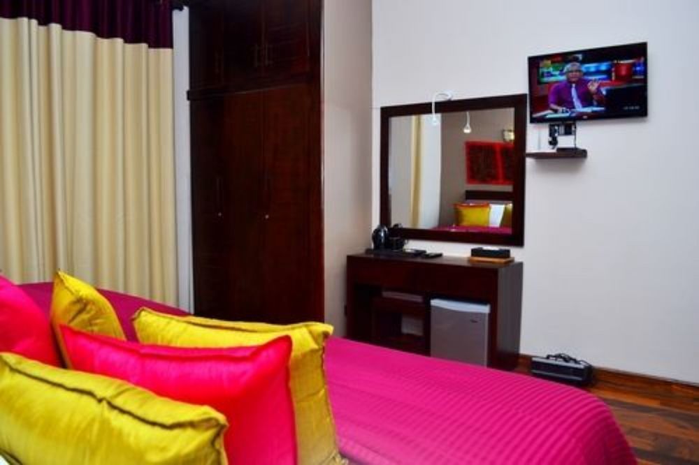 Villa Glory Bush Boutique *
