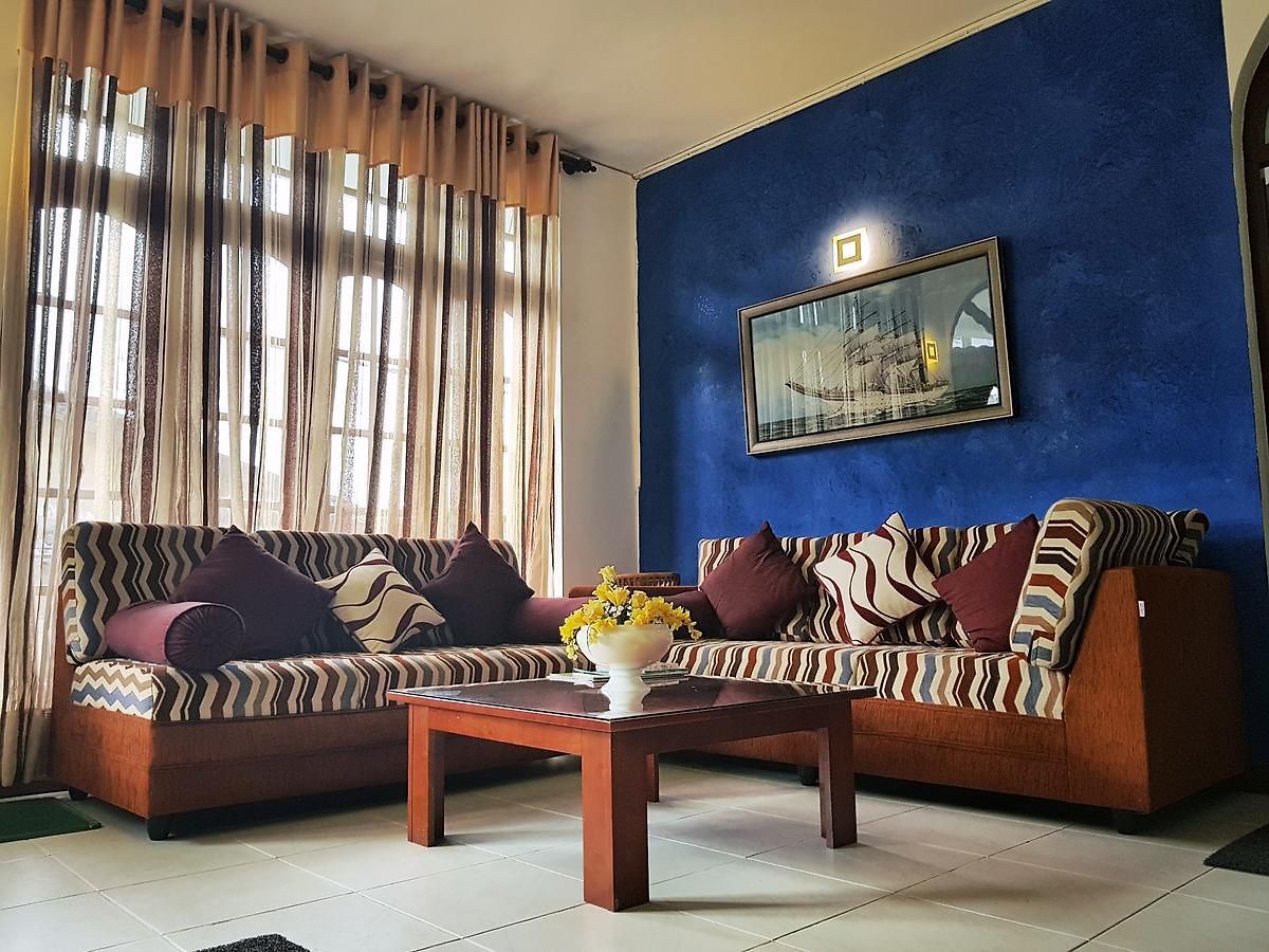 Hills Rest 3* Nuwara Eliya