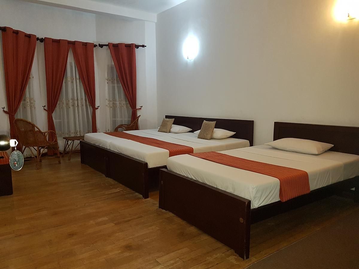 Hotel Rose Garden 2*