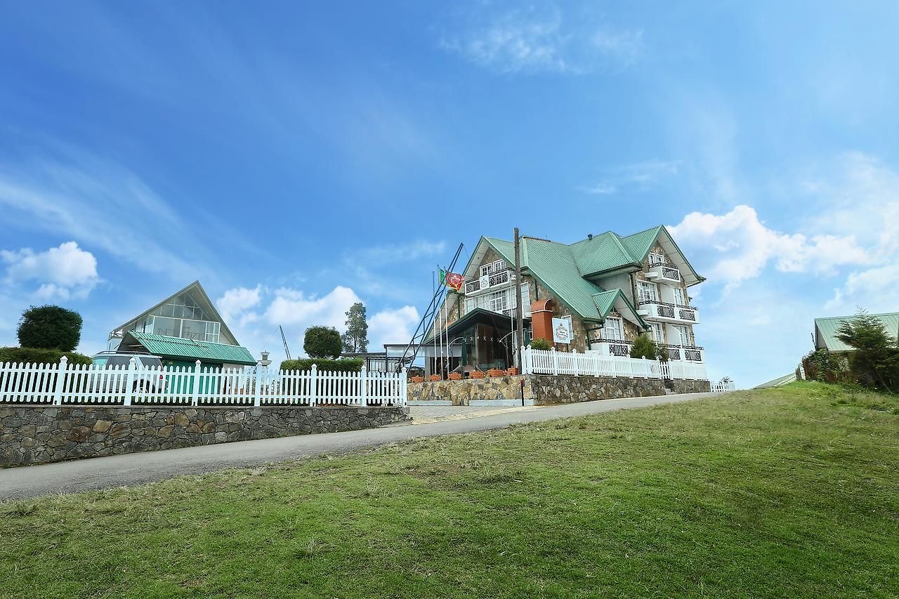 Horton Towers And Hotel 4*
