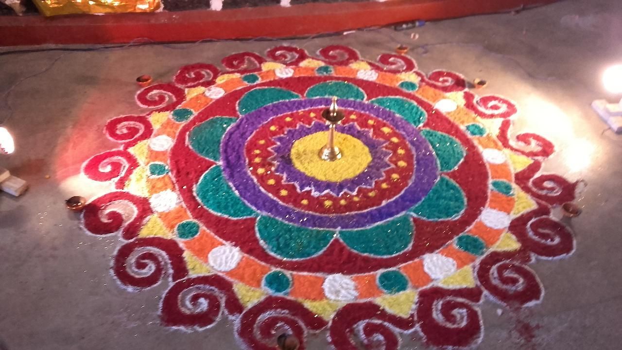 Shashi Hostel