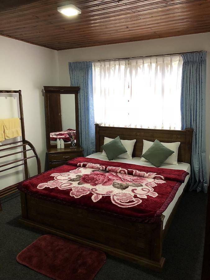 Vista Royal Guest