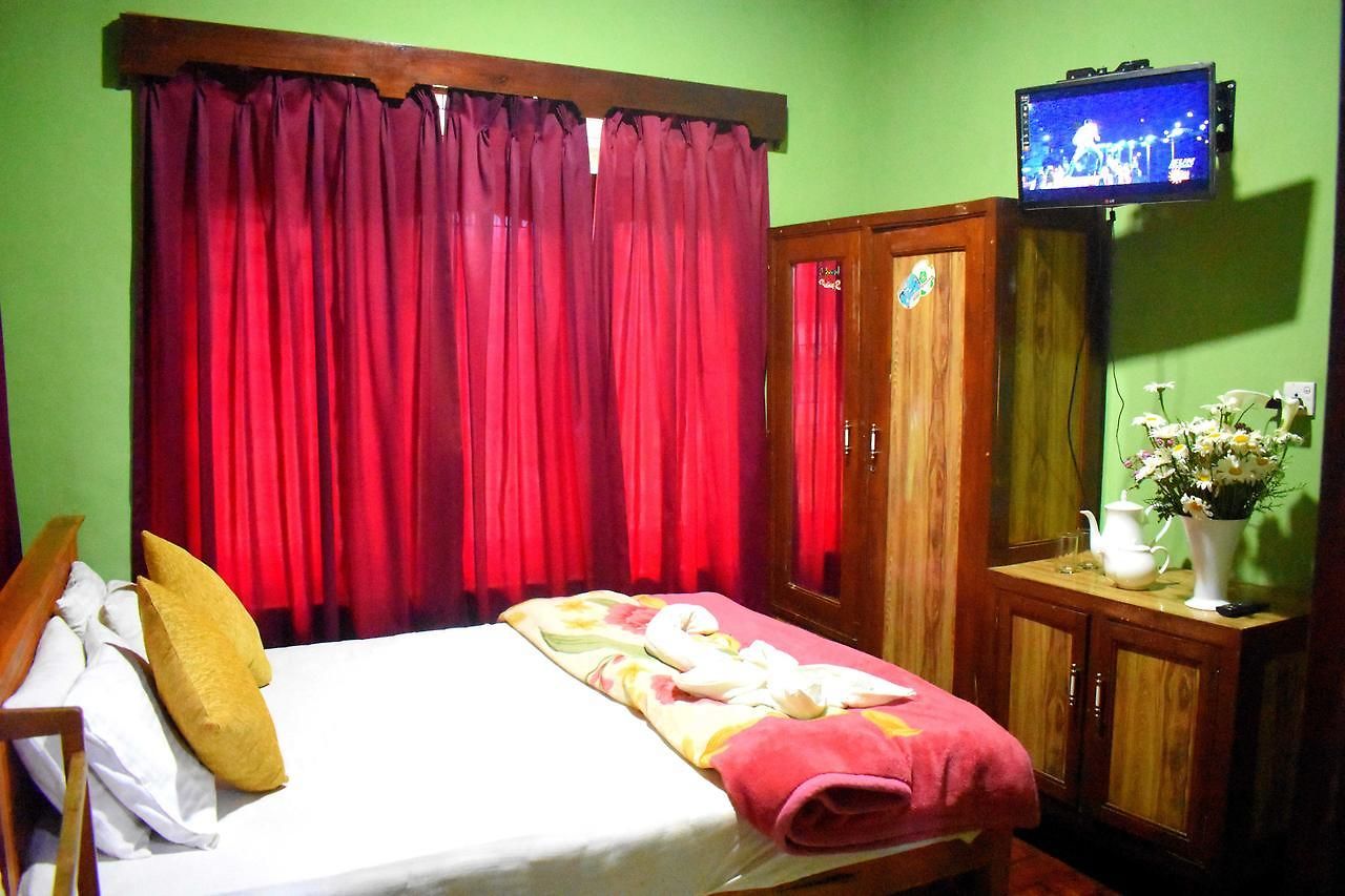Guest house Bloomfield *