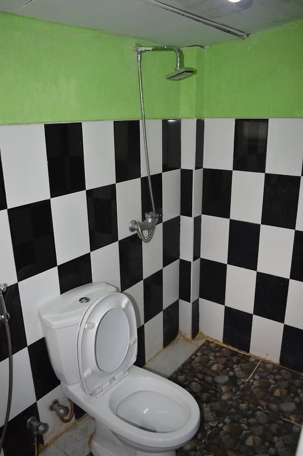 Sandella Guest house *