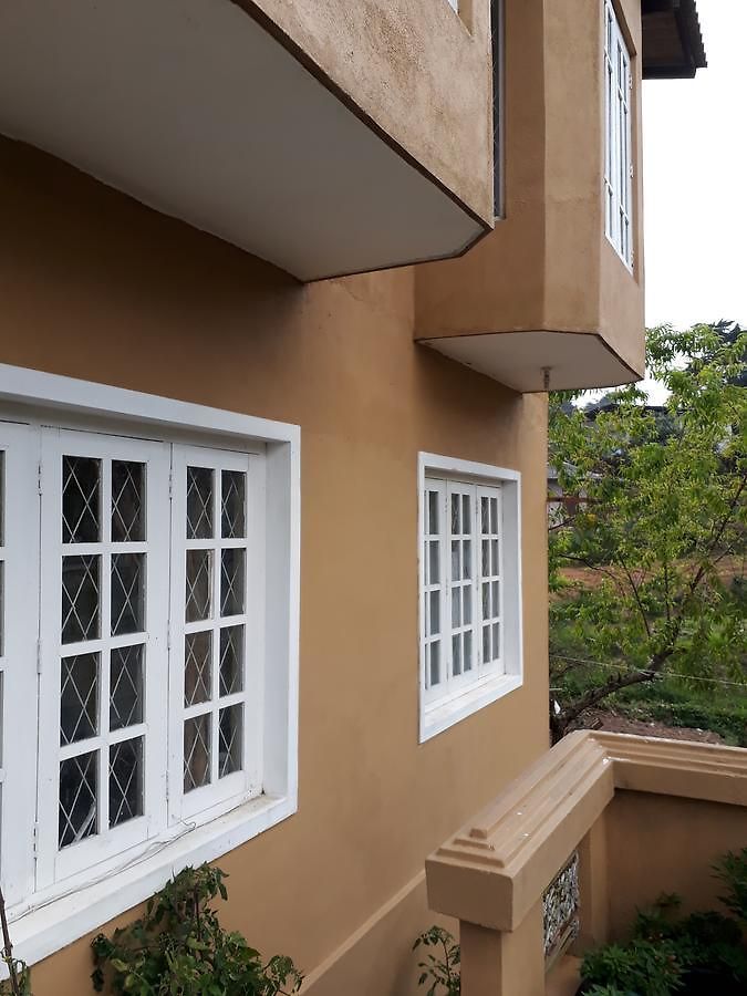 Rainyfreindz Guest house