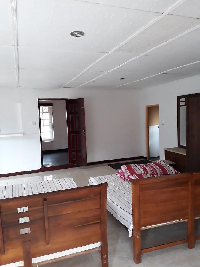 Rainyfreindz Guest house
