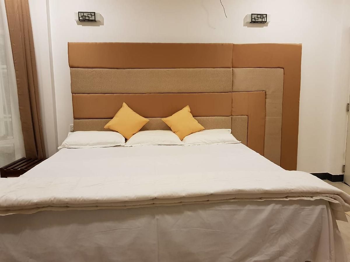 Rest Master Luxury Bunglaw Hotel 2*