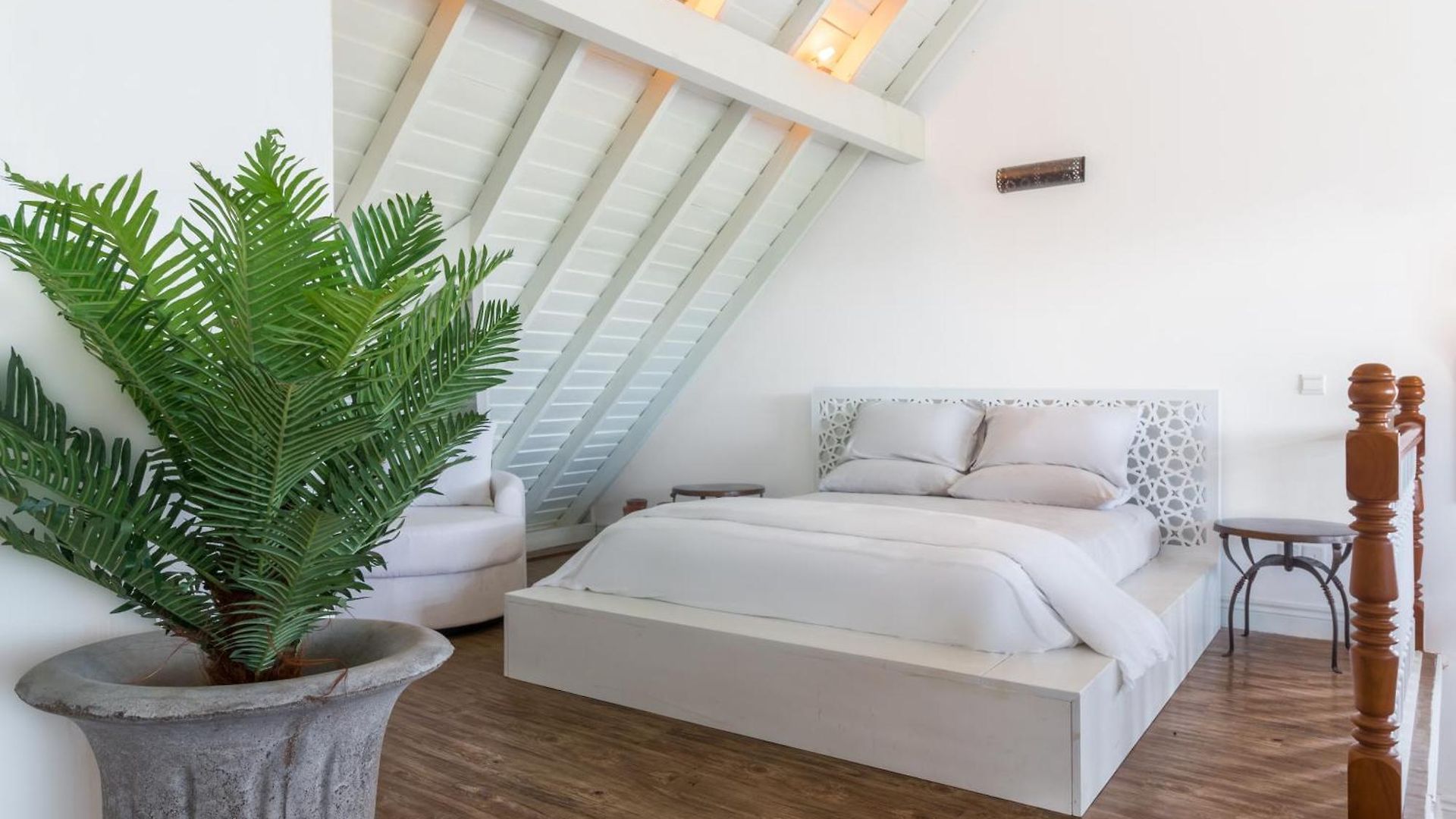 Kent Villa *