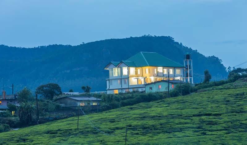 Hotel Grand Camellia