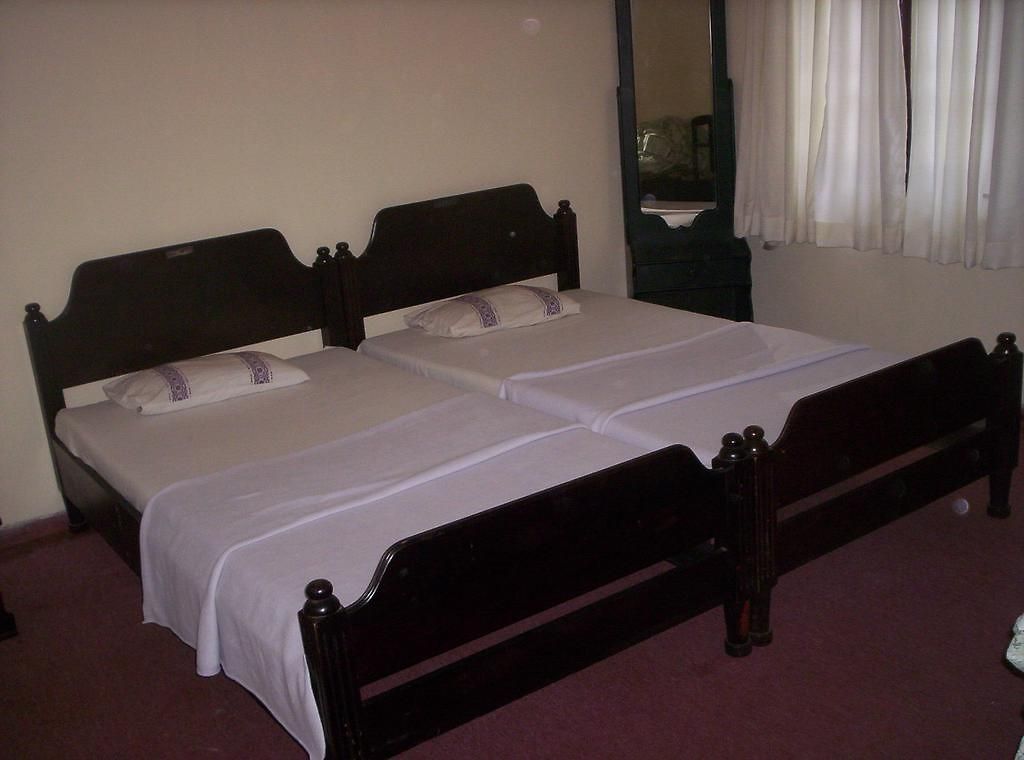 Standard Twin With Bath Resort