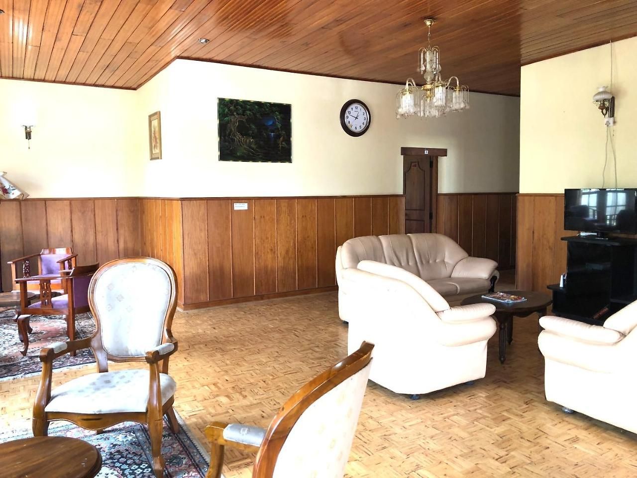 Royal Garden 3* Nuwara Eliya