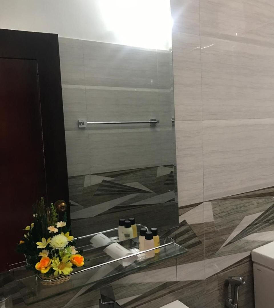 Shangri-la Apartment