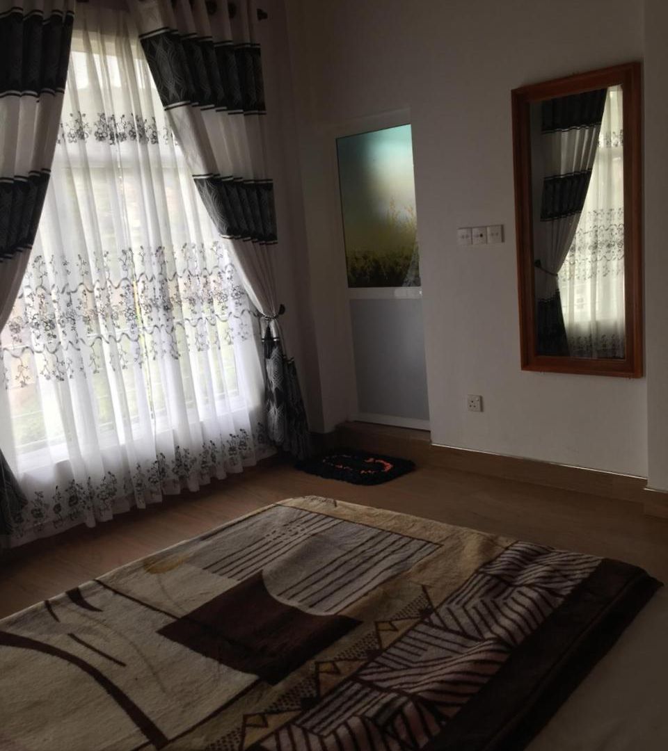 Mee Arana Guest house