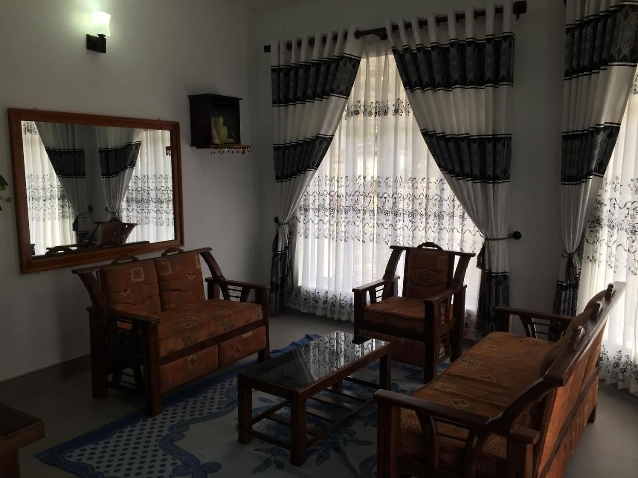 Guest house Mee Arana Nuwara Eliya