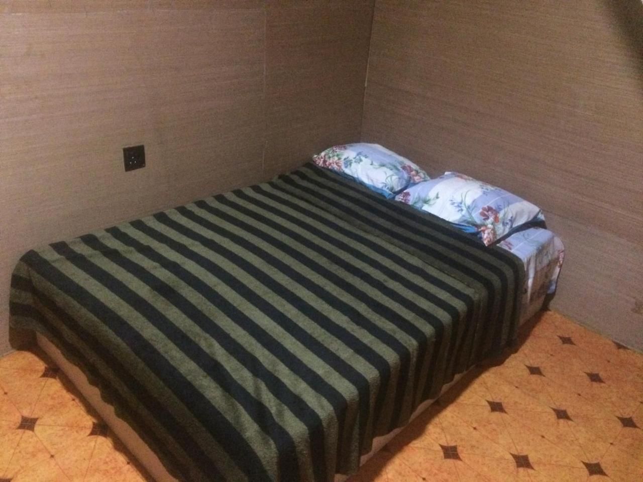 Wood Cabana Bed & Breakfast *