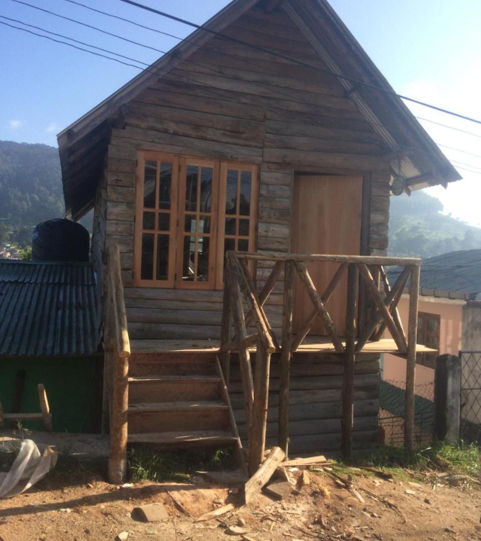 Wood Cabana Bed & Breakfast