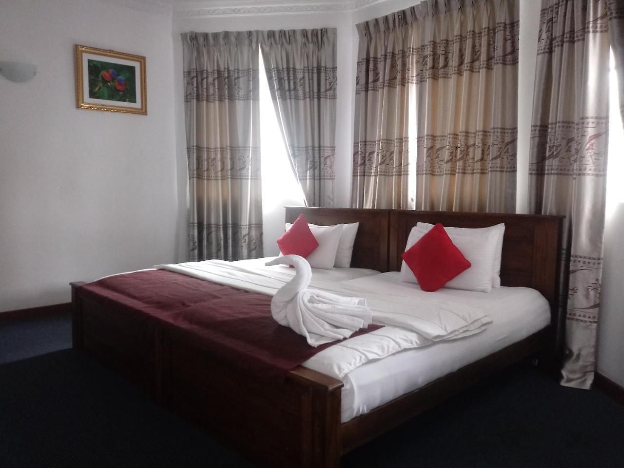 V & V Holiday Bungalow Hotel