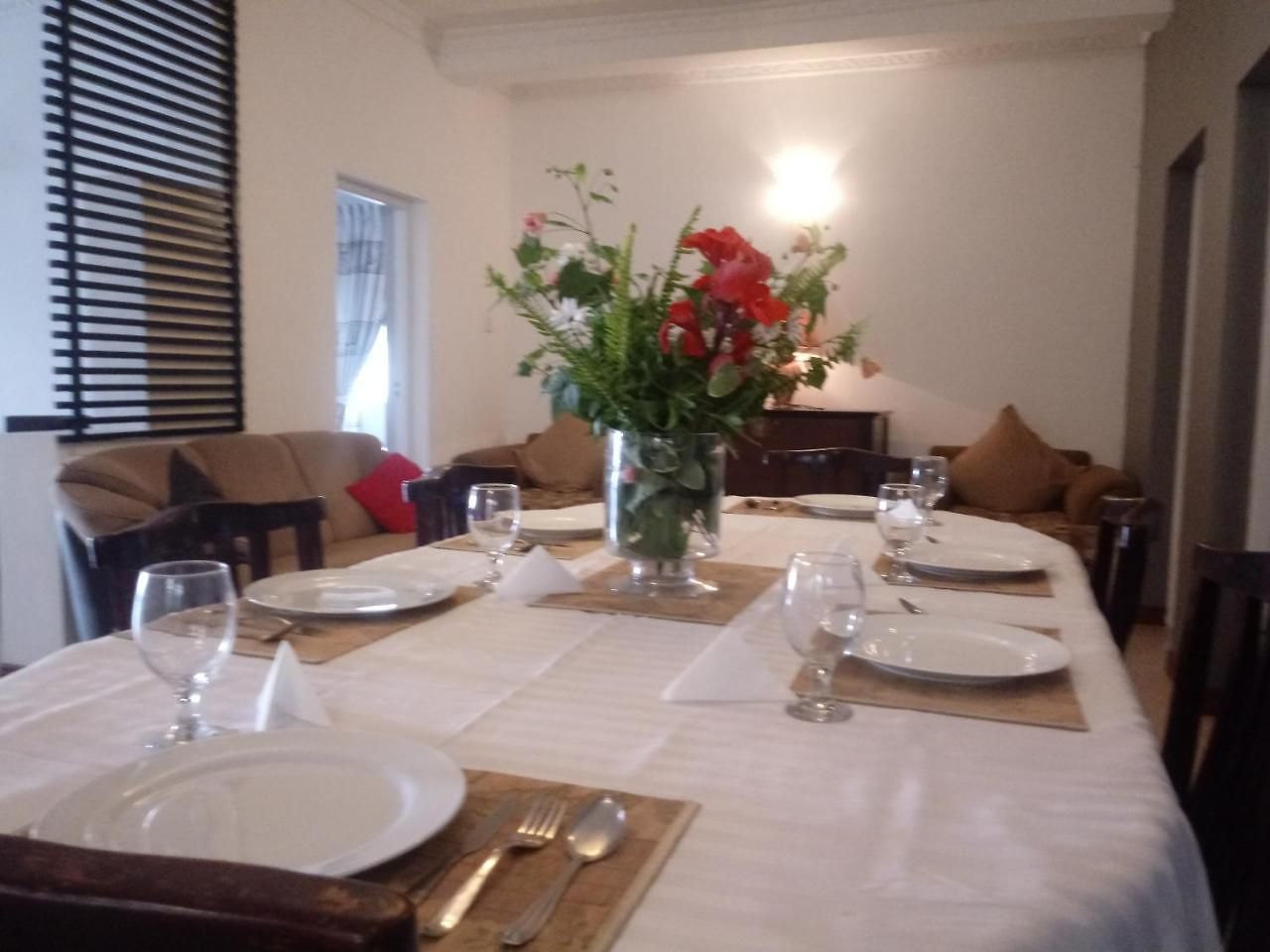 V & V Holiday Bungalow Hotel Nuwara Eliya