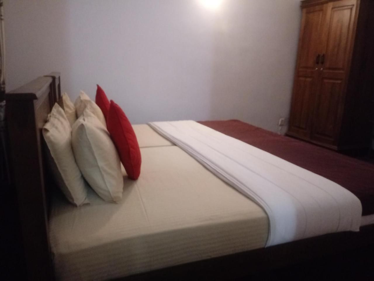 Hotel V & V Holiday Bungalow 2*