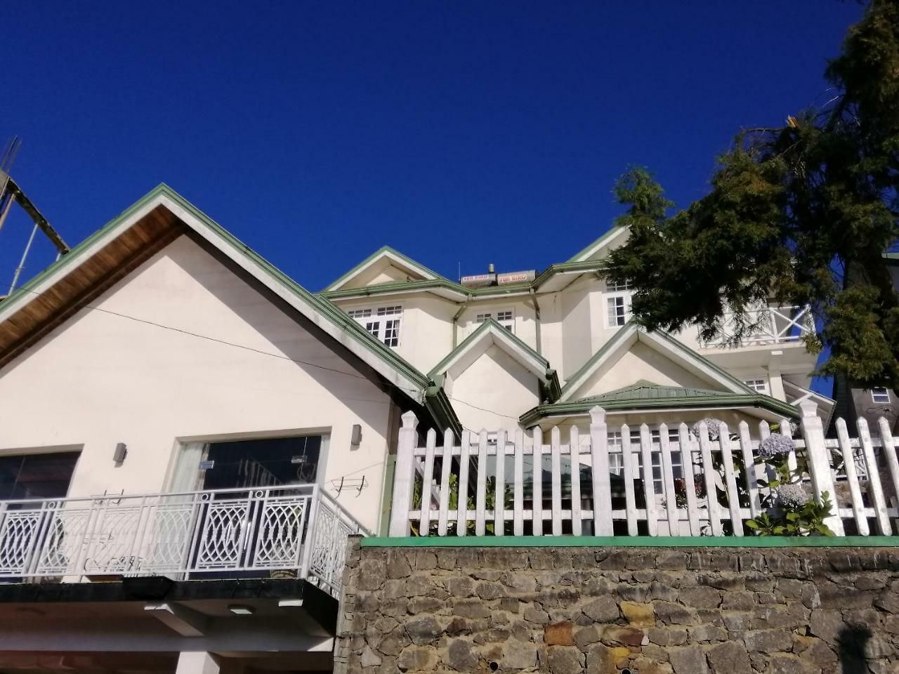 Melford Nuwaraeliya * Nuwara Eliya