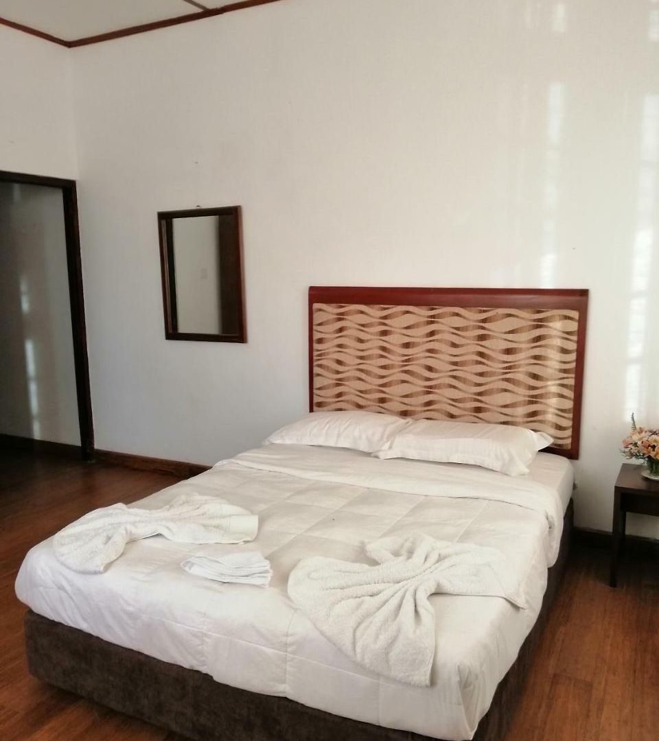 Lodge Melford Nuwaraeliya Nuwara Eliya