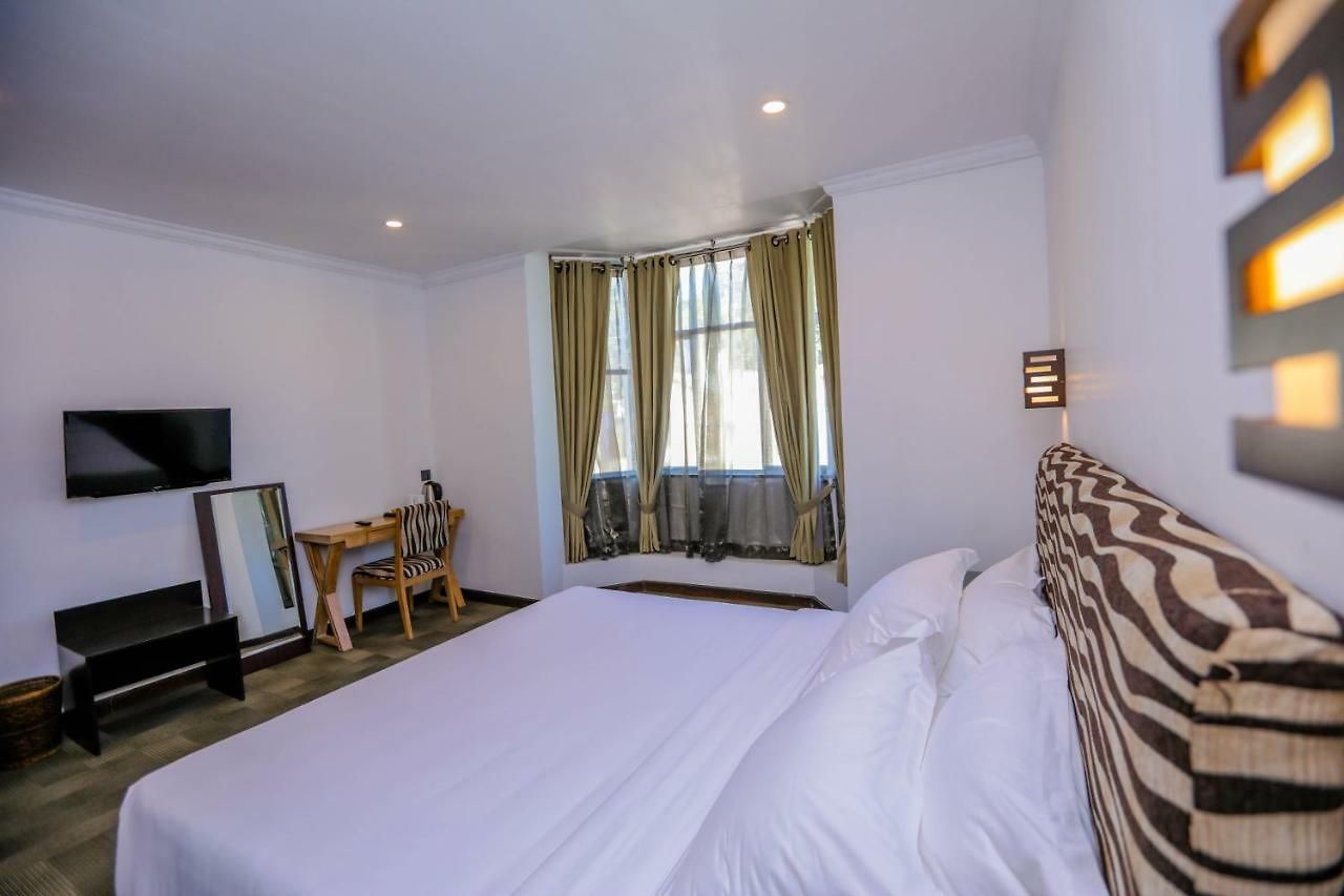 Huddle Hotel Nuwara Eliya