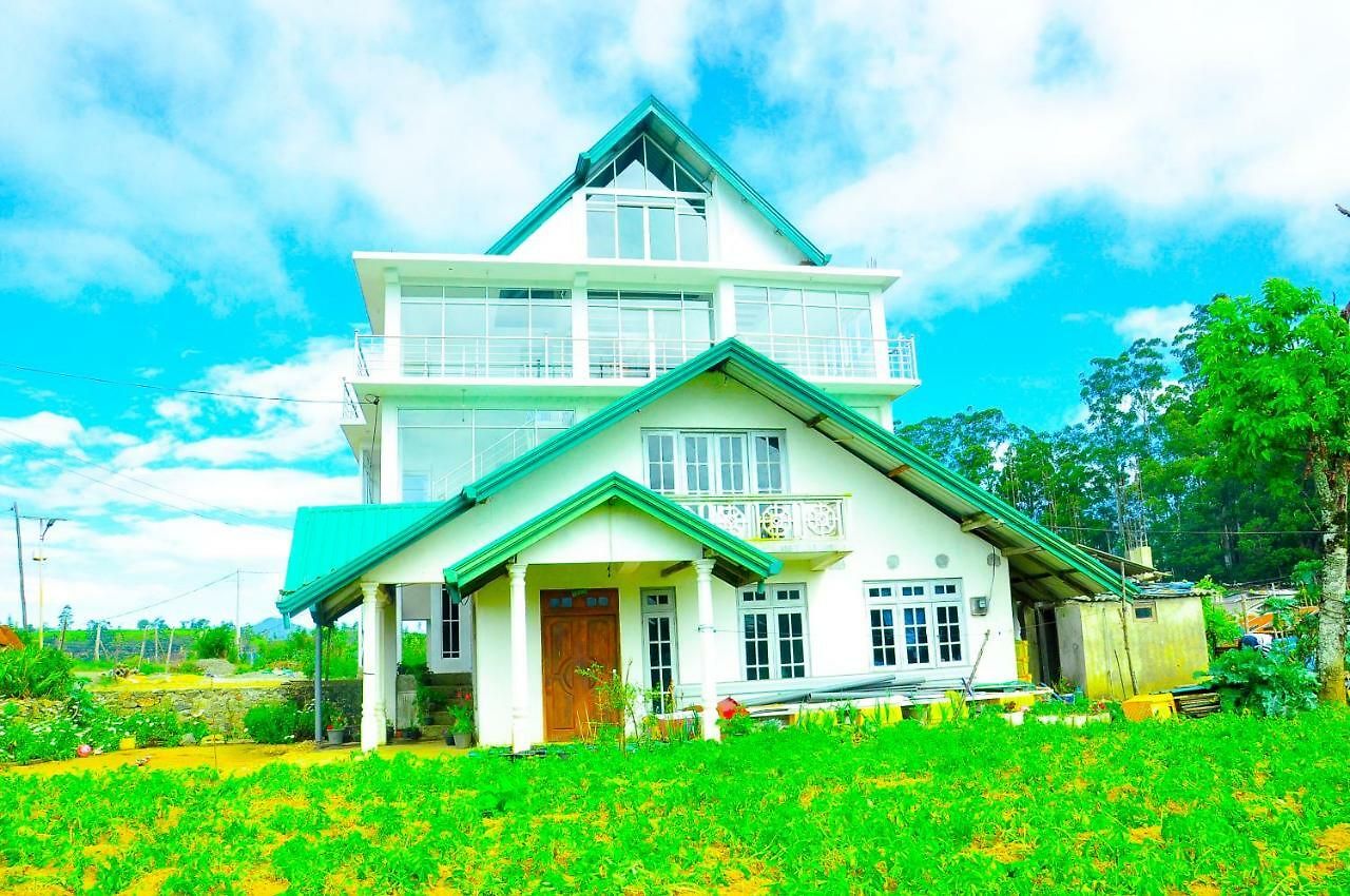 Moonplains Hemaya Bungalow Hotel *