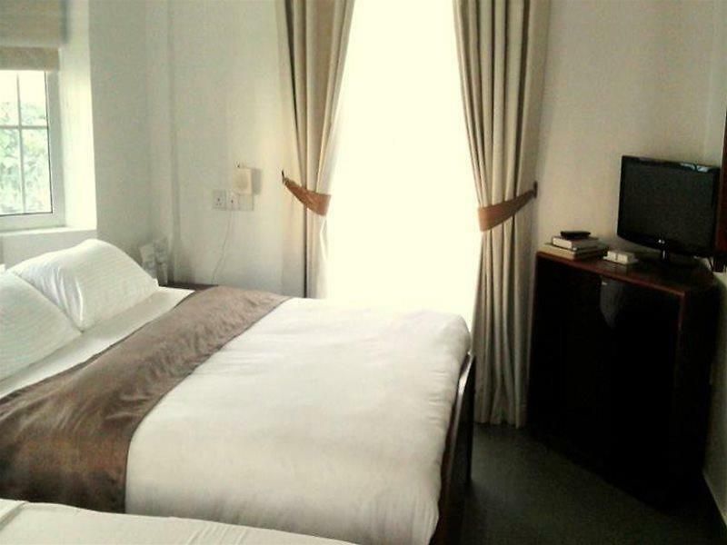 Hotel Royal Hills Nuwara Eliya