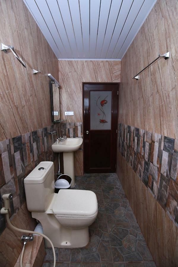 Gregory Hills 3*