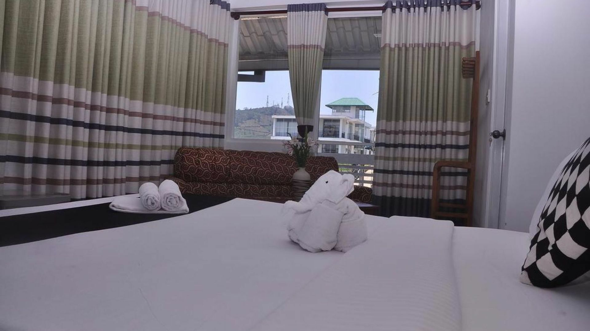 The Mountain 3* Nuwara Eliya