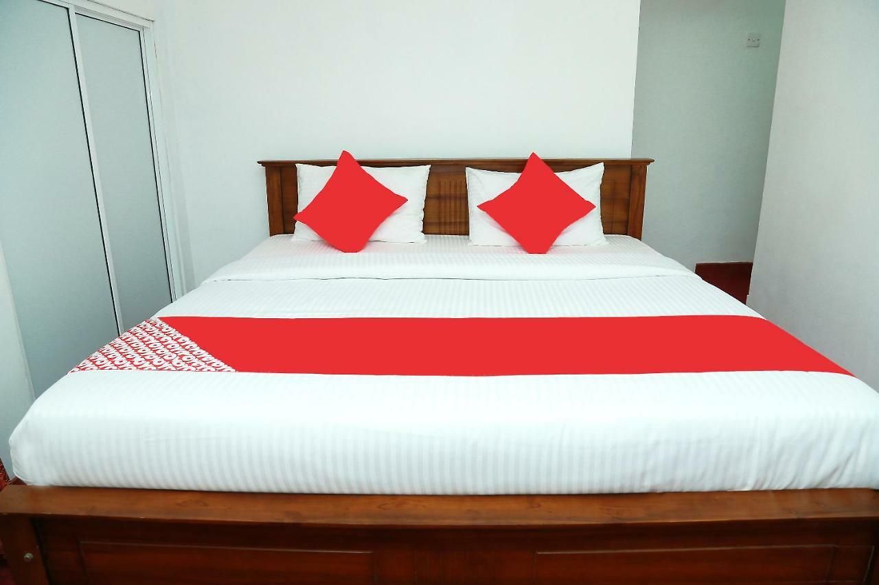 Oyo 238 Selva's 3*