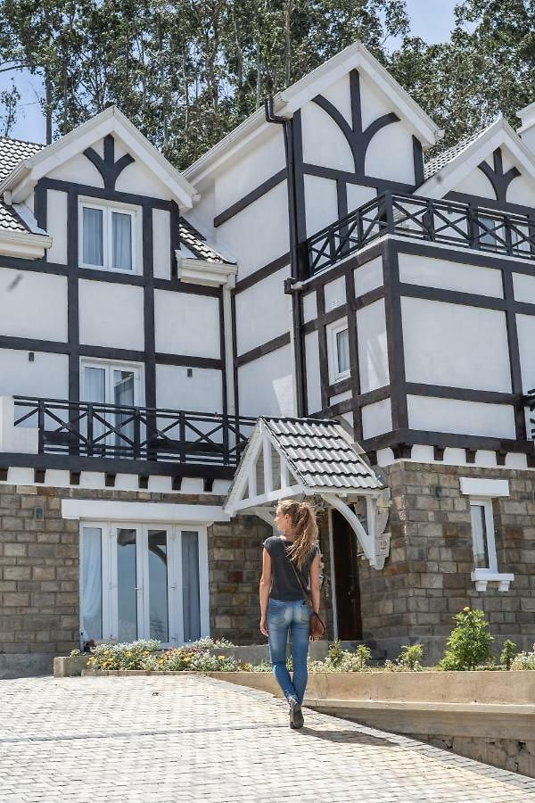 Tudor Barn Hotel 5*