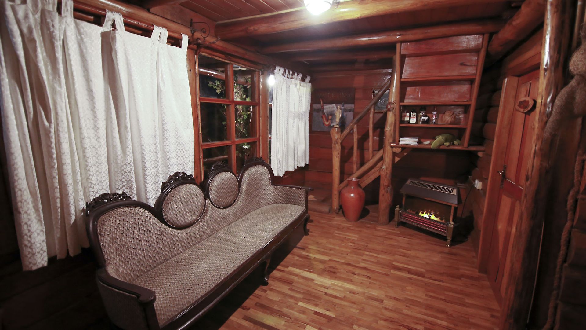Hotel The Log