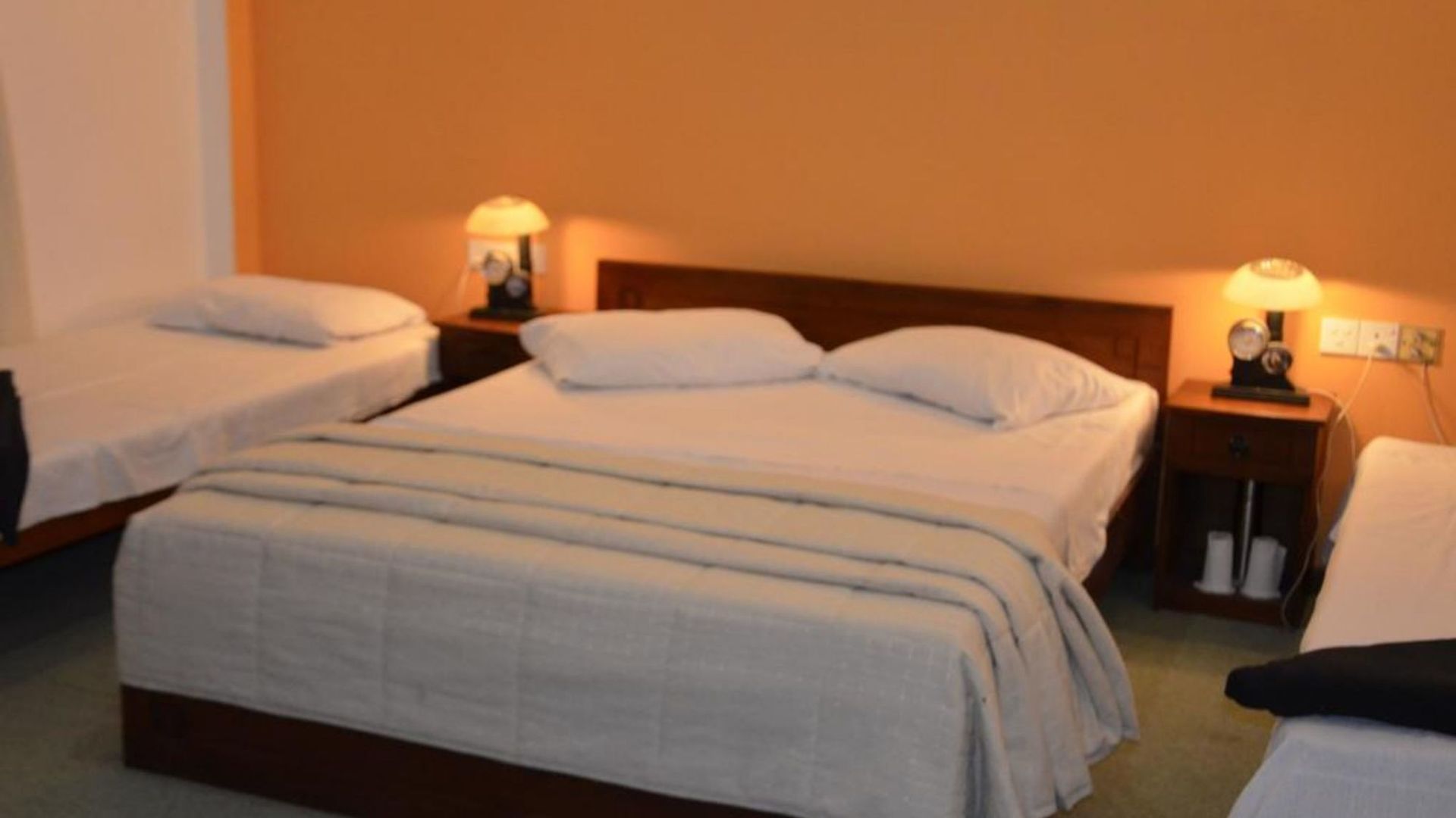 Vishmi's Rest 3*