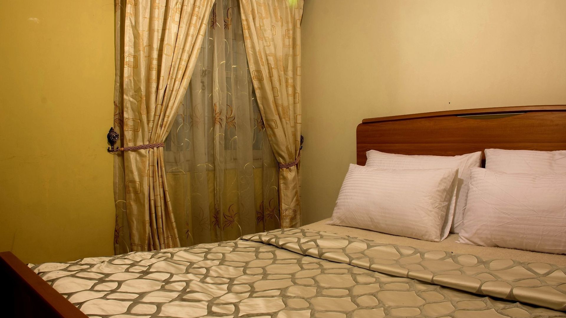 Guest house Yaraya Nuwaraeliya 2*