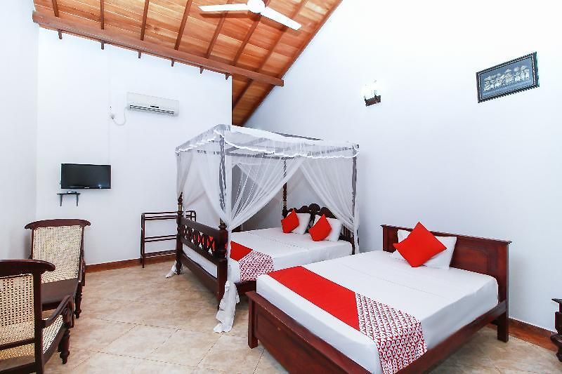 Hotel Oyo 258 Global Rest House 3*