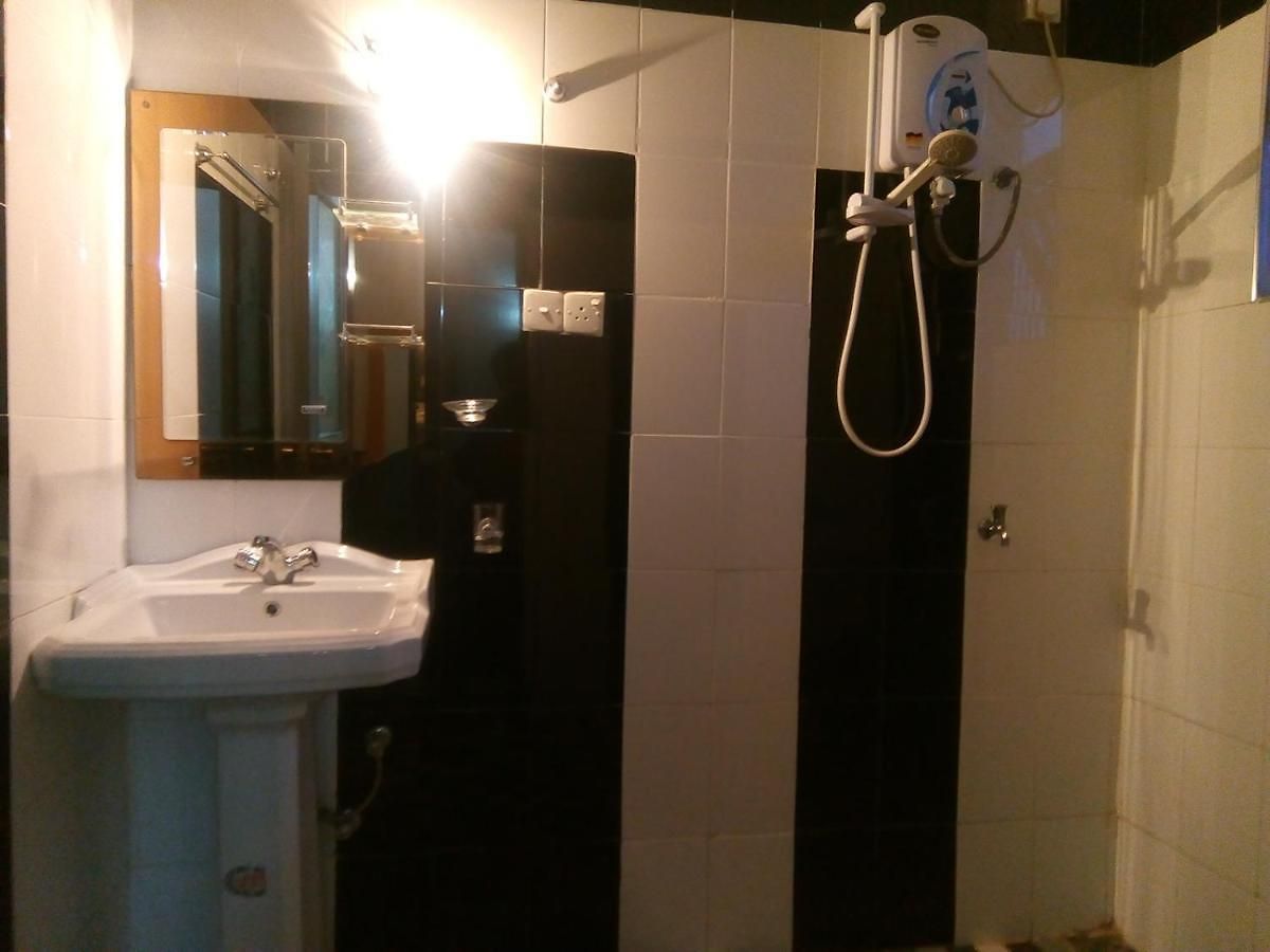 La Rose Geust House Homestay Nuwara Eliya