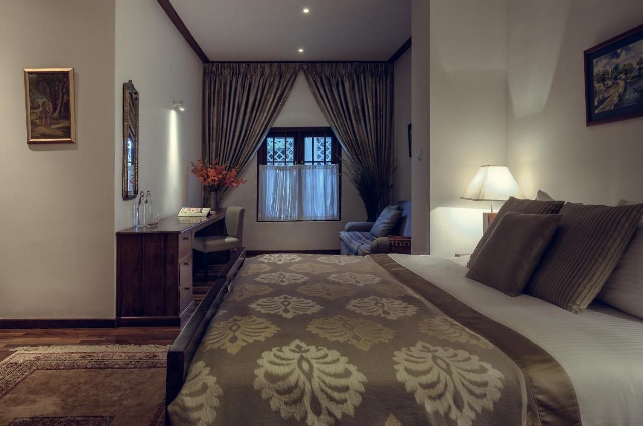 Stafford Bungalow - Exclusive Luxury Within A Private Tea Estate Villa *