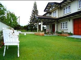Cocoon Hills Guest house