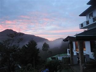 Misty Mountain Hotel 3*