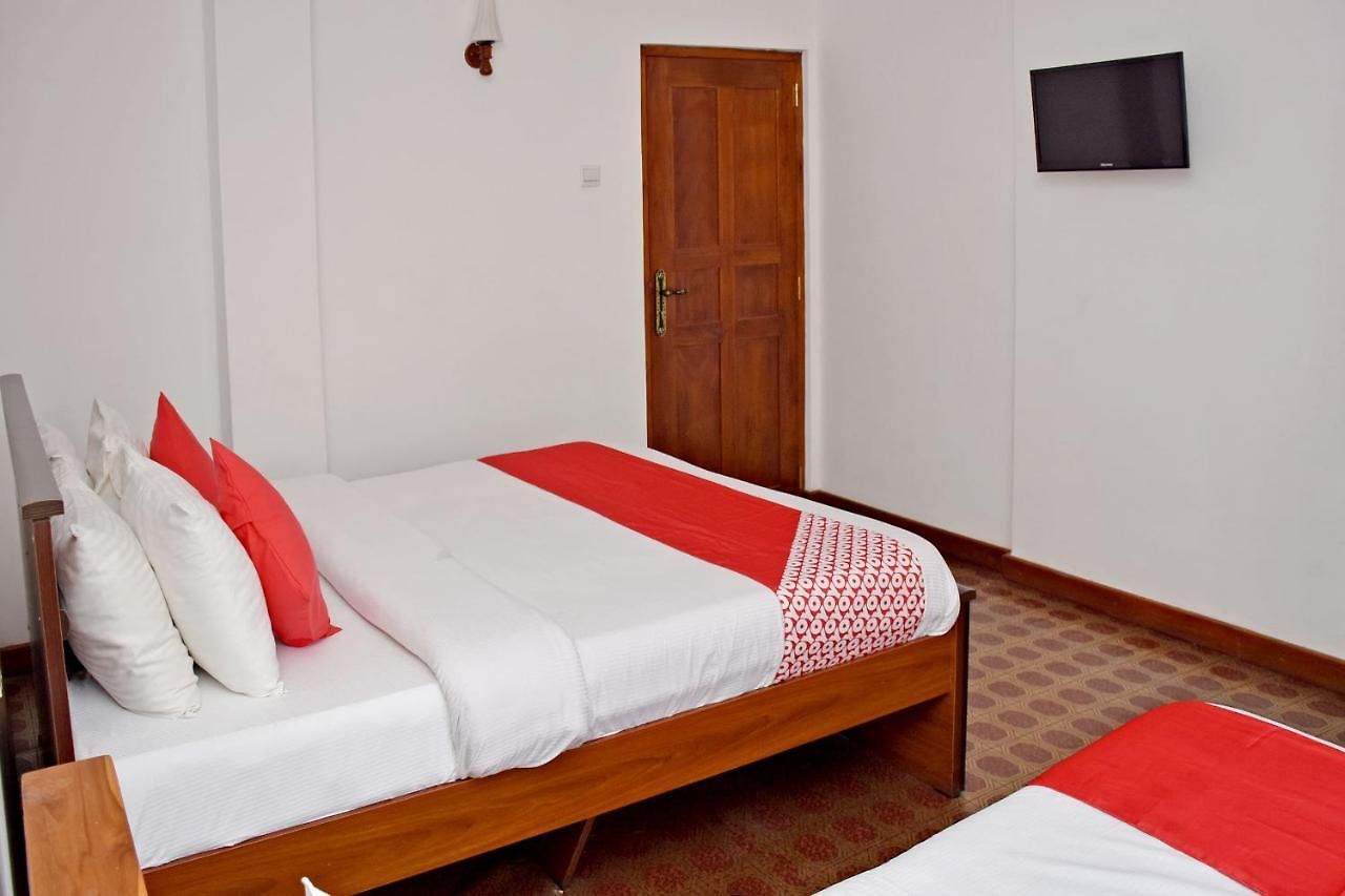 Oyo 476 Bloomfield Hotel