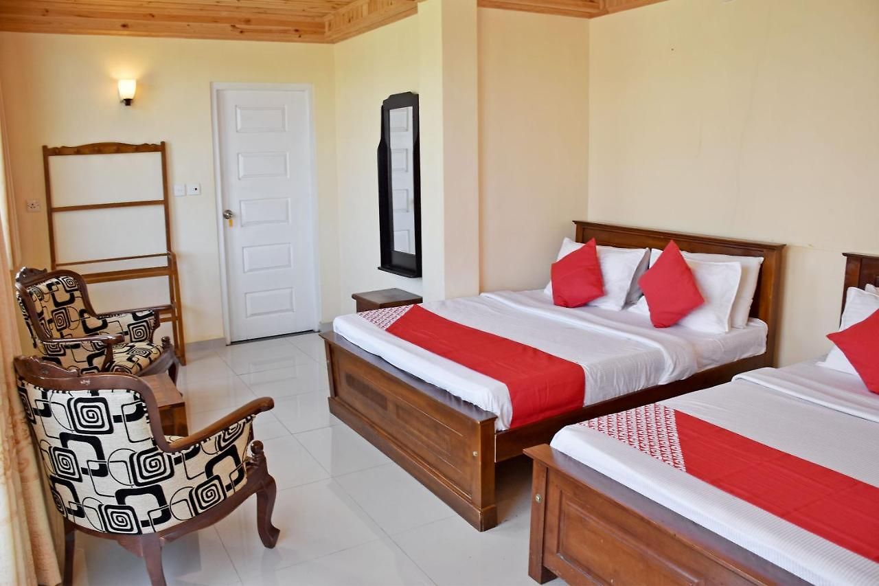 Oyo 487 Sudha Ozone Freeze Hotel