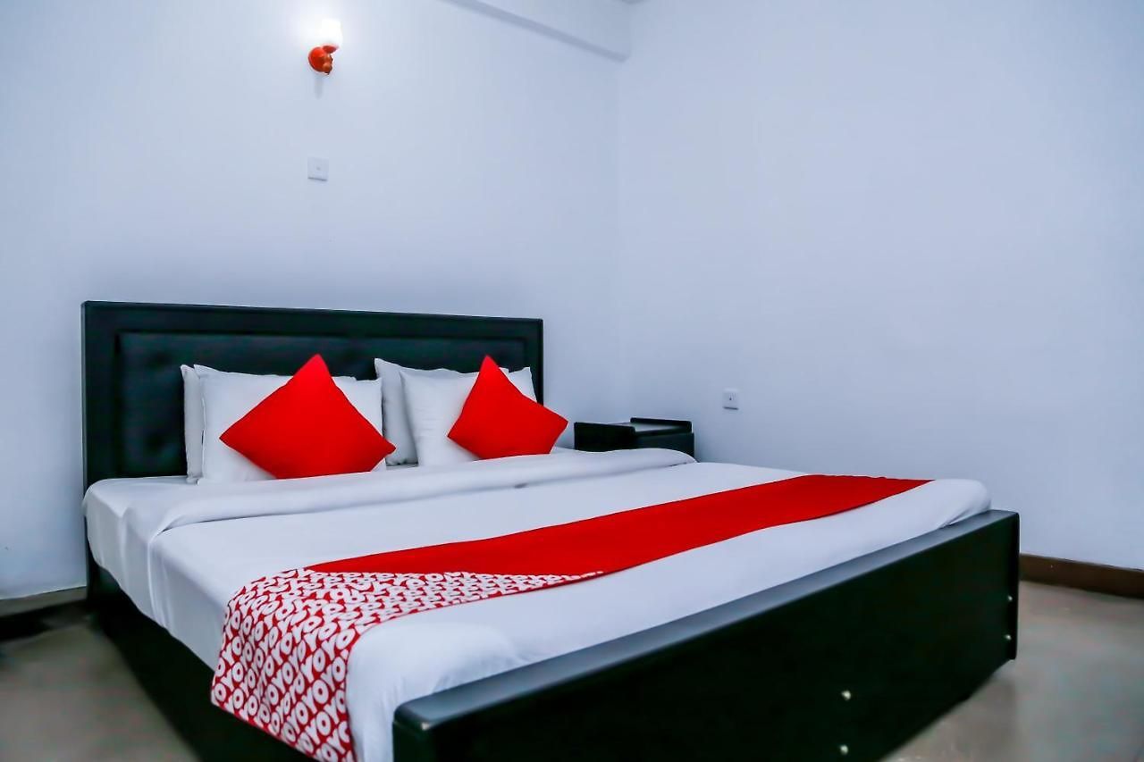 City Hotel 3*